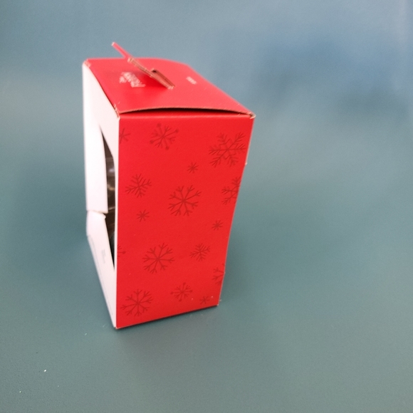 NIB Hallmark Disney Frozen Anna Coronation Dress Christmas Ornament - Picture 3 of 4